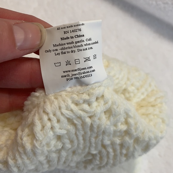 NEWBORN BEANIE NWOT - Picture 3 of 5